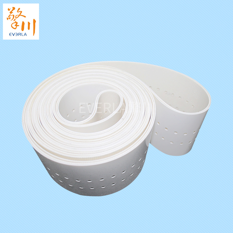 白色PVC<a href='http://moonflower.top/shusongdai/' target='_blank'><u>輸送帶</u></a>的圖片